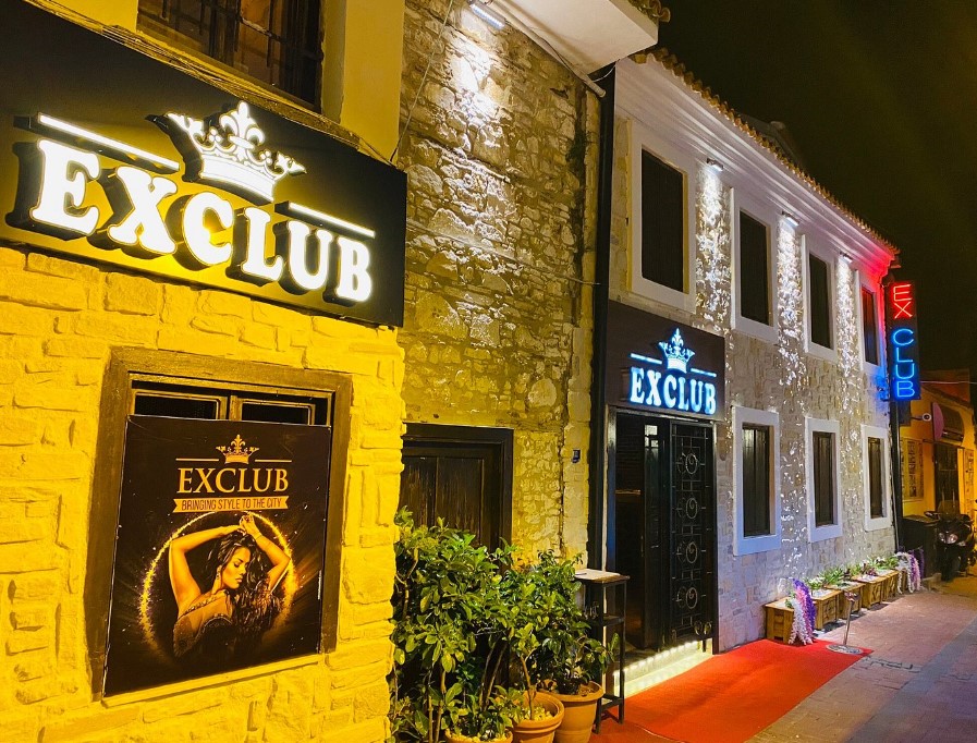 Ex Club